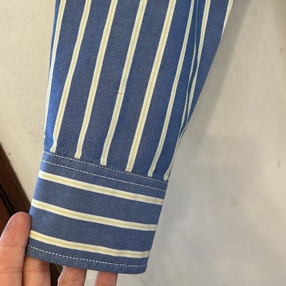 American Eagle Outfitters blue white striped button down shirt Size XL EUC - Picture 5 of 10